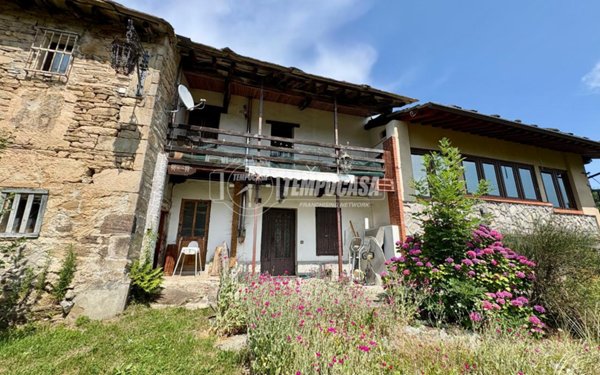 casa indipendente in vendita a Coazze