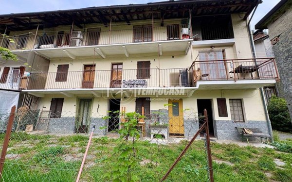 casa indipendente in vendita a Coazze