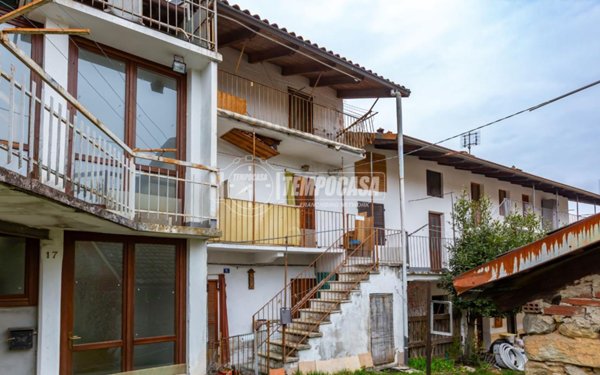 casa indipendente in vendita a Coazze