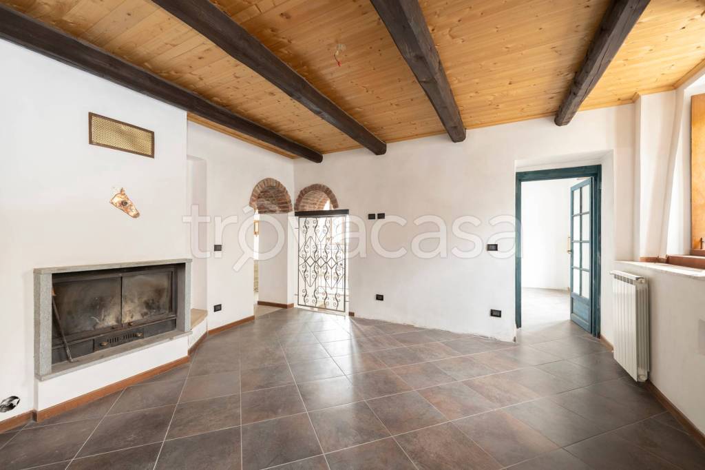 appartamento in vendita a Coazze