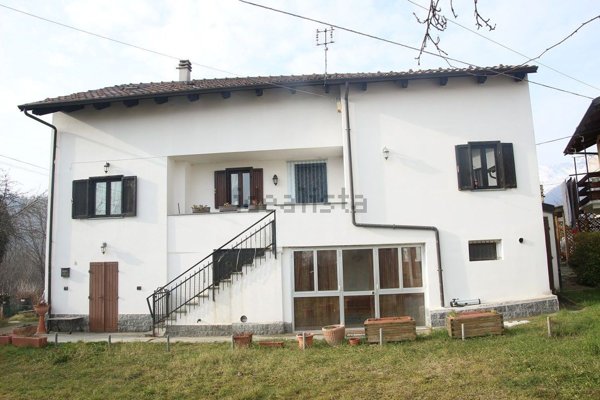 casa indipendente in vendita a Coazze