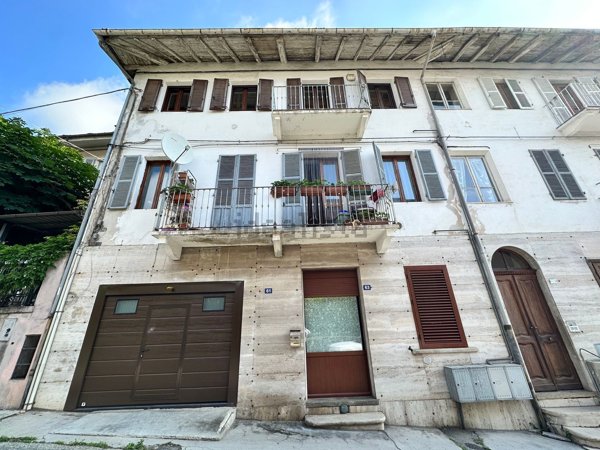 appartamento in vendita a Coazze