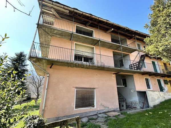 appartamento in vendita a Coazze