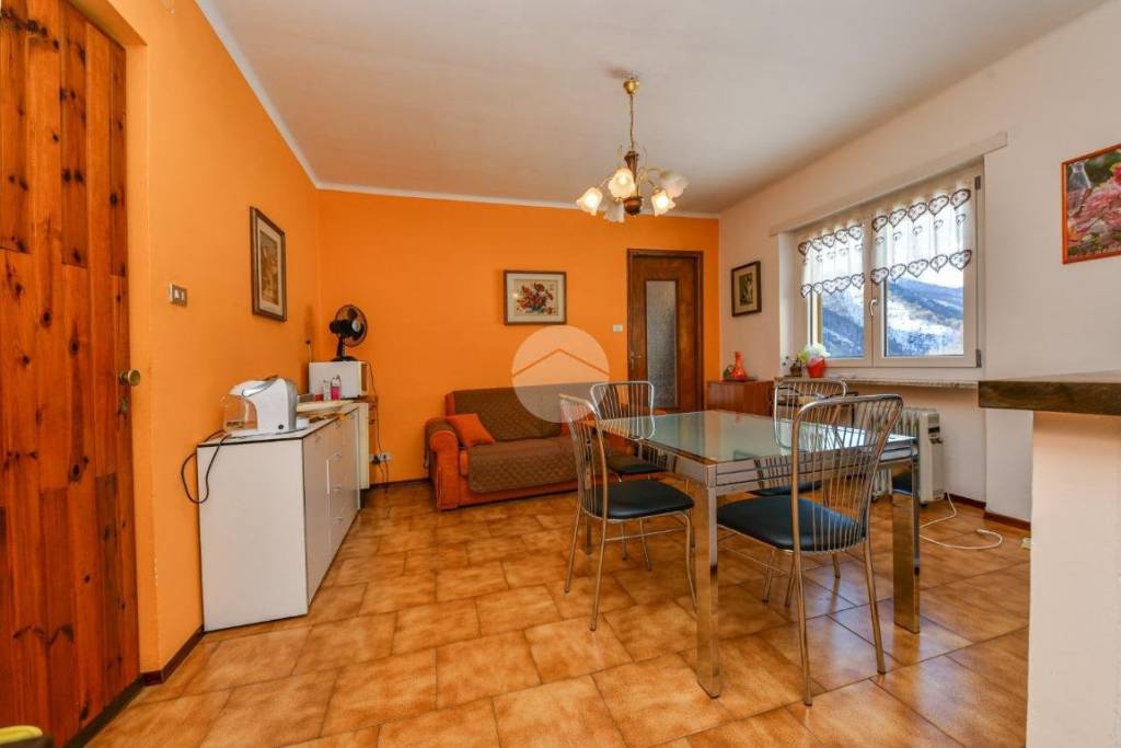 appartamento in vendita a Coazze