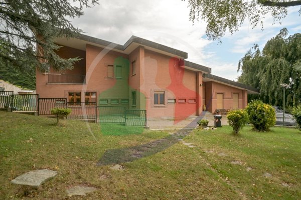 casa indipendente in vendita a Coazze