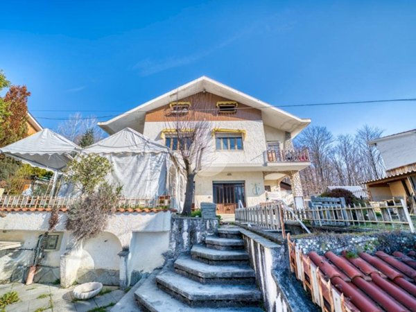 casa indipendente in vendita a Coazze