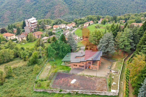 casa indipendente in vendita a Coazze