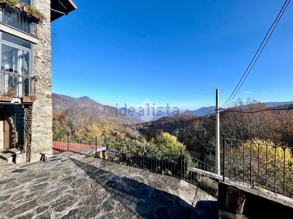 casa indipendente in vendita a Coazze