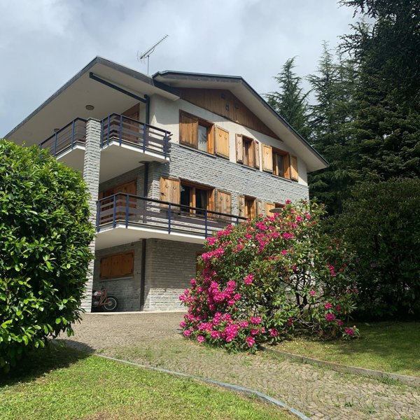 casa indipendente in vendita a Coazze