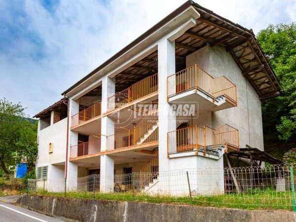 casa indipendente in vendita a Coazze