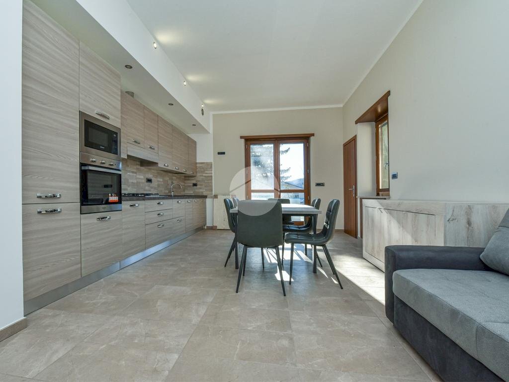 appartamento in vendita a Coazze