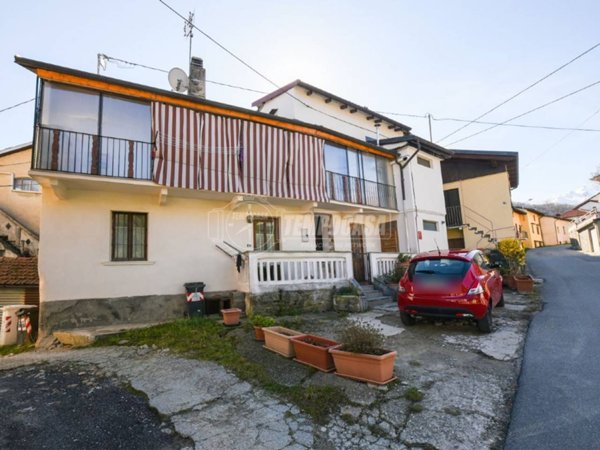 appartamento in vendita a Coazze