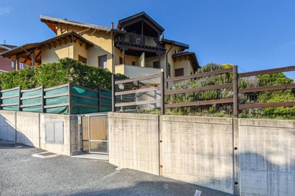 appartamento in vendita a Coazze