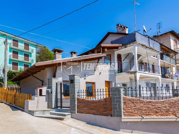 casa indipendente in vendita a Coazze