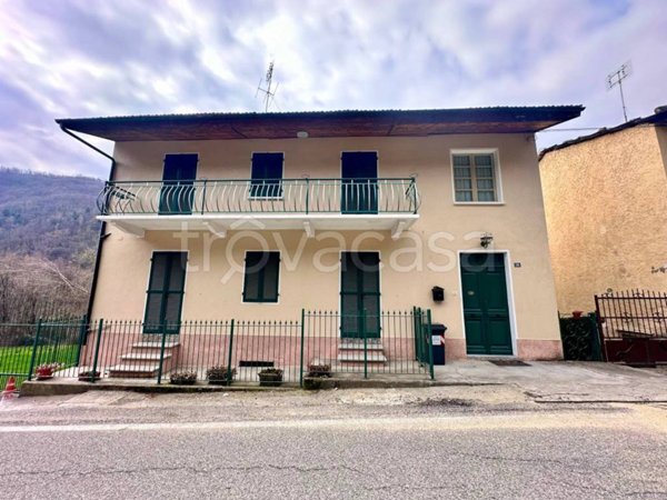 casa indipendente in vendita a Coazze