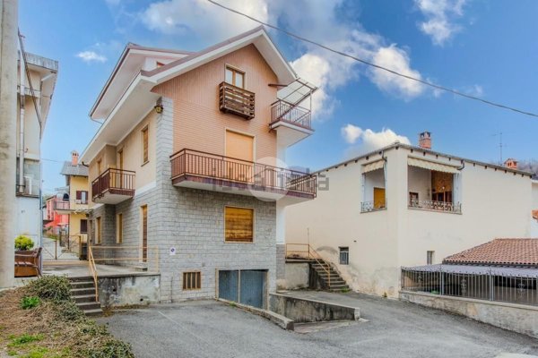 appartamento in vendita a Coazze