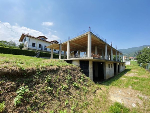 casa indipendente in vendita a Coazze