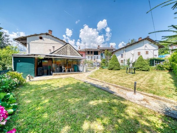appartamento in vendita a Coazze
