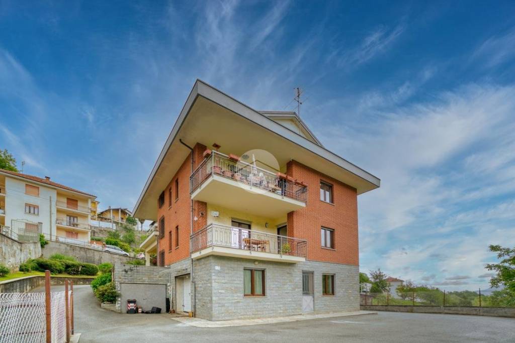 casa indipendente in vendita a Coazze