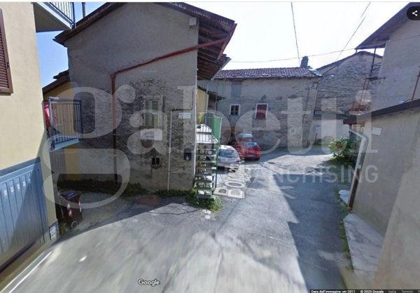 appartamento in vendita a Coazze