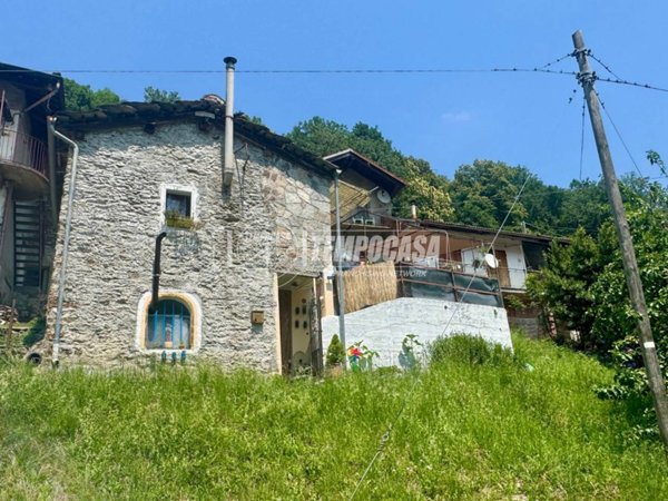 casa indipendente in vendita a Coazze
