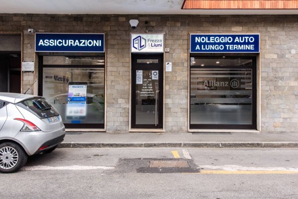 locale commerciale in vendita a Collegno