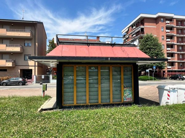 negozio in vendita a Collegno