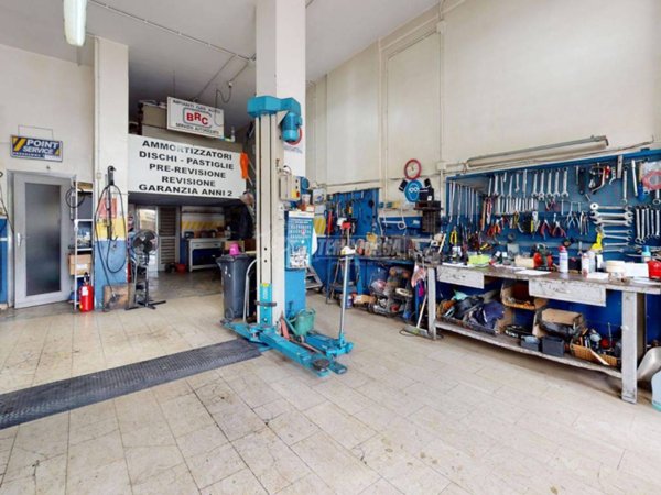 negozio in vendita a Collegno