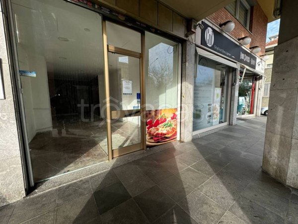locale commerciale in vendita a Collegno