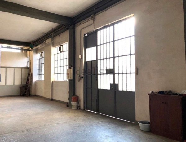 locale di sgombero in vendita a Collegno