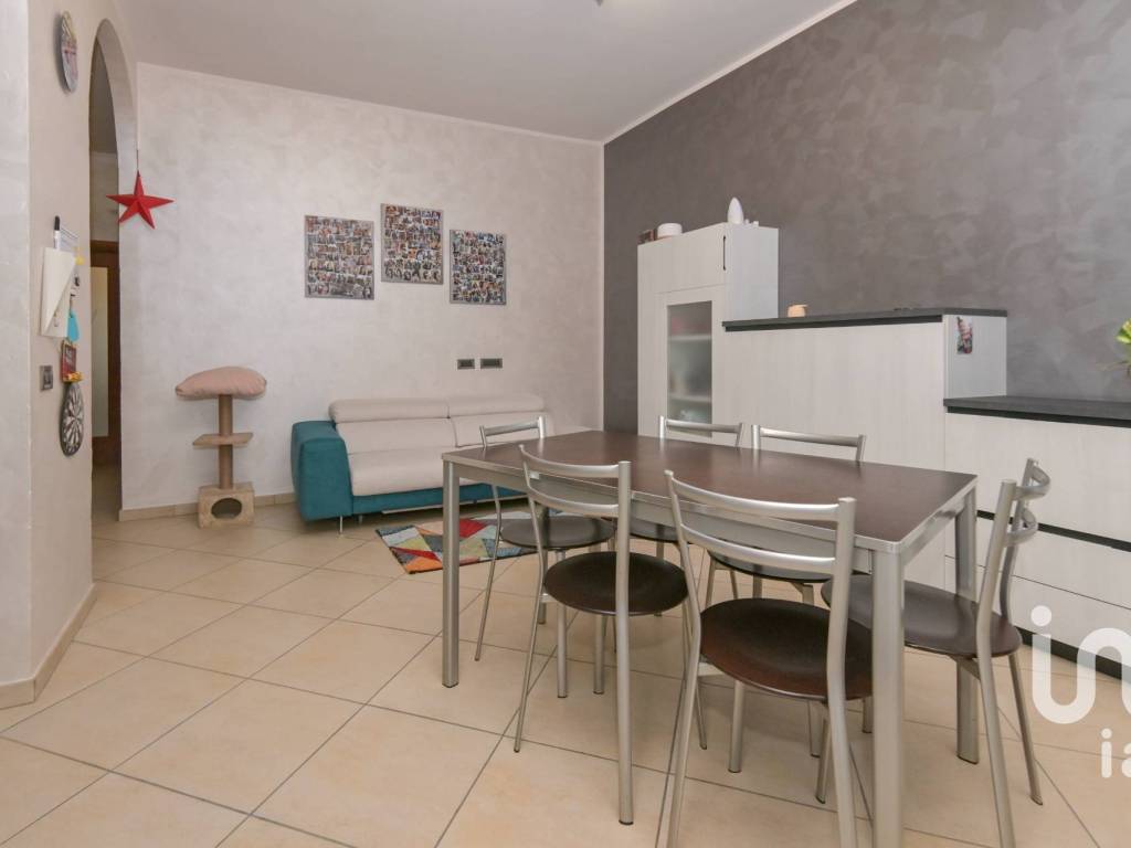 appartamento in vendita a Collegno in zona Savonera