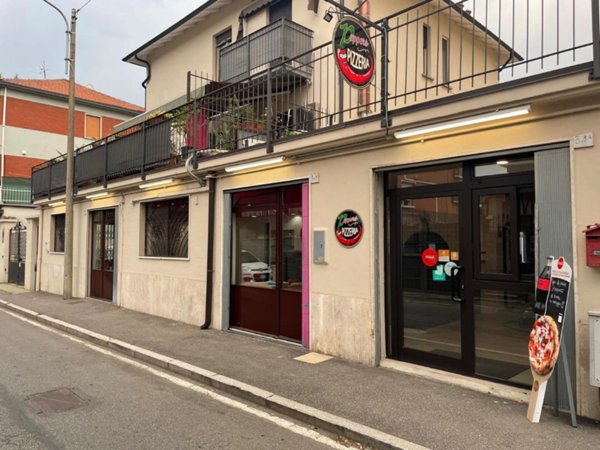 negozio in vendita a Collegno