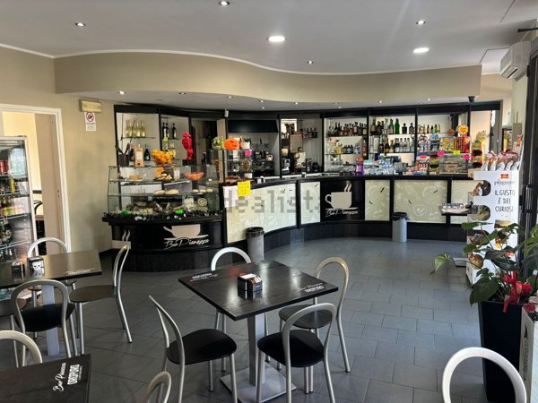 negozio in vendita a Collegno