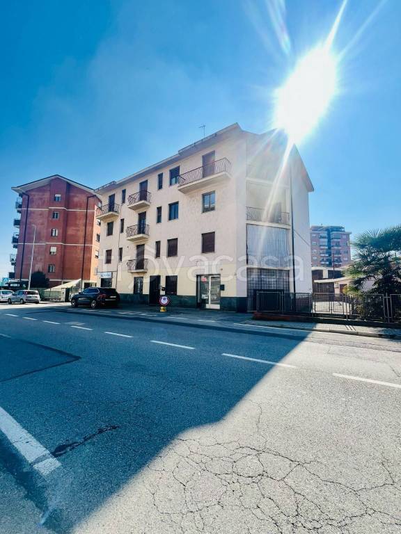 appartamento in vendita a Collegno in zona Savonera