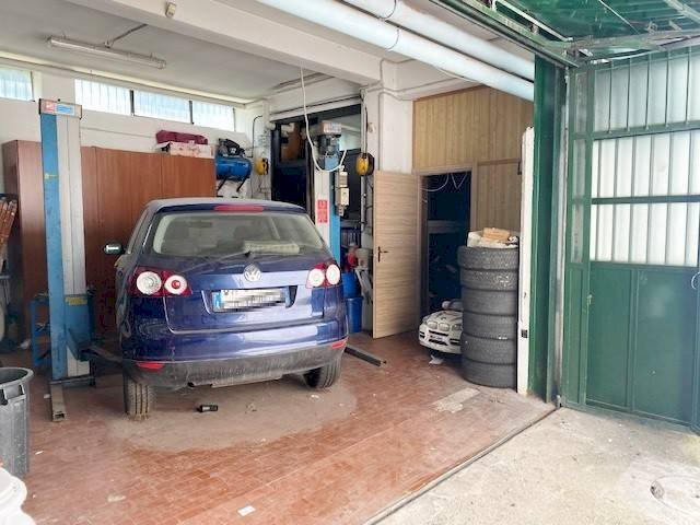 locale di sgombero in vendita a Collegno
