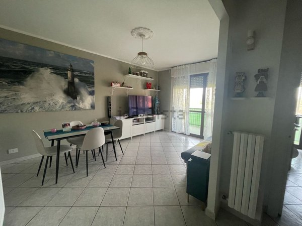 appartamento in vendita a Collegno in zona Savonera