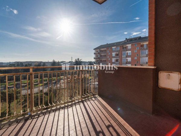 appartamento in vendita a Collegno in zona Savonera