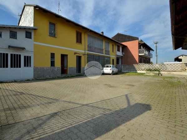 appartamento in vendita a Collegno in zona Savonera