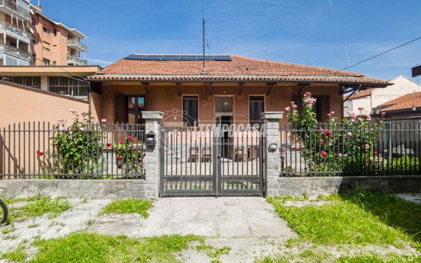 casa indipendente in vendita a Collegno