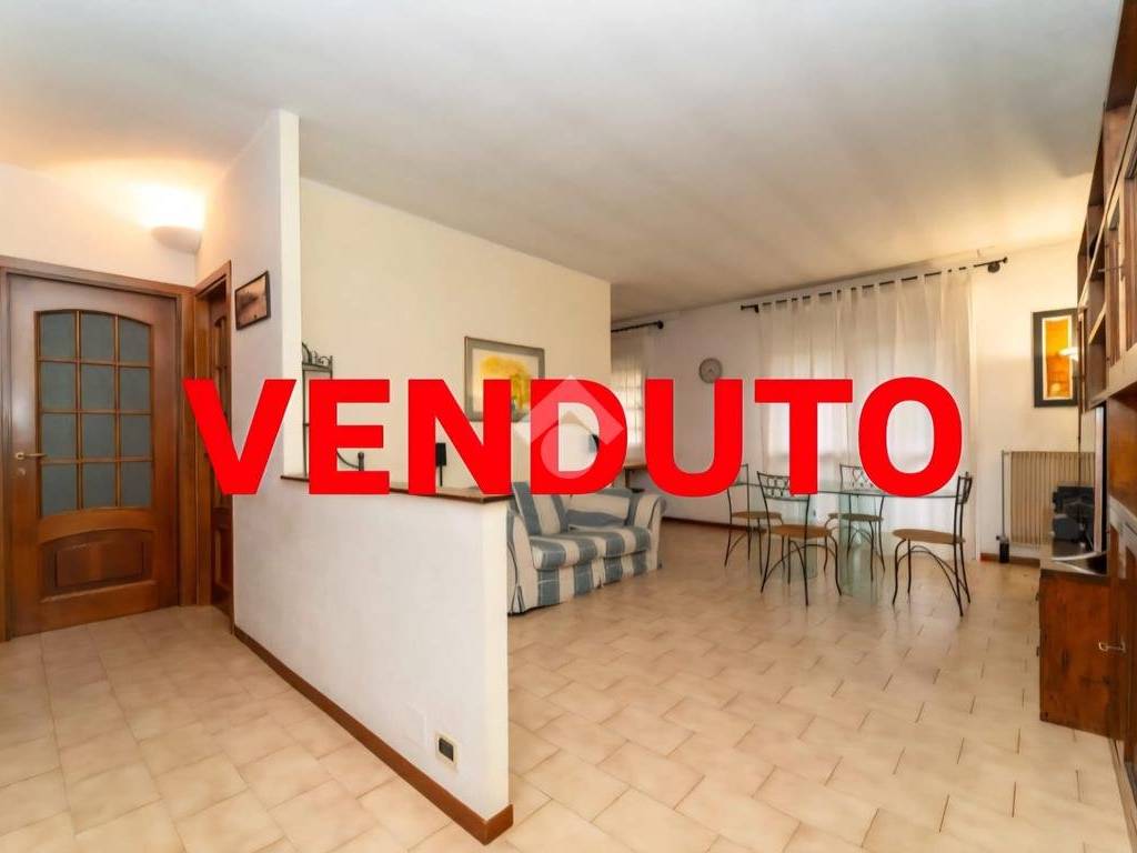 appartamento in vendita a Collegno in zona Savonera