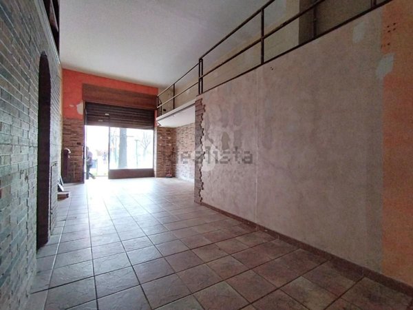locale commerciale in vendita a Collegno