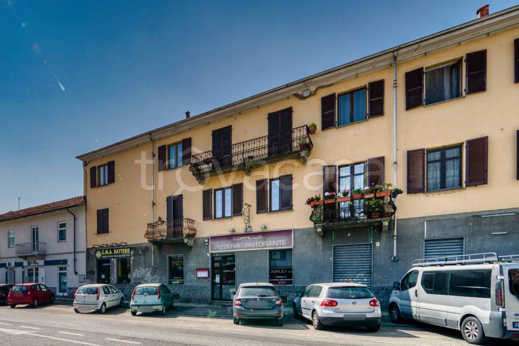 appartamento in vendita a Collegno in zona Leumann