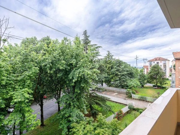 appartamento in vendita a Collegno in zona Savonera
