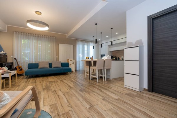 appartamento in vendita a Collegno in zona Leumann