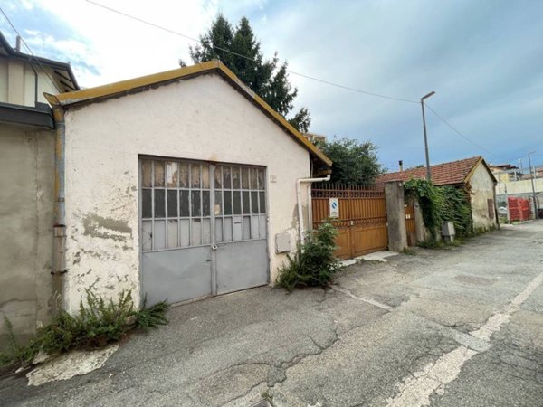 locale commerciale in vendita a Collegno