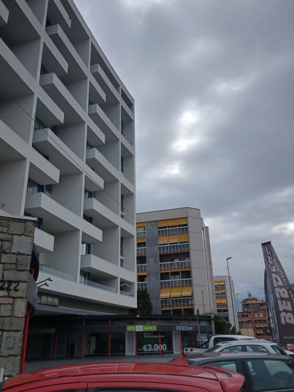 locale commerciale in vendita a Collegno in zona Leumann
