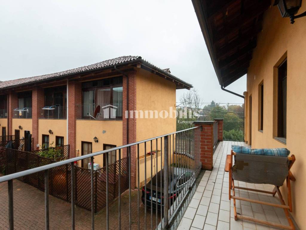 appartamento in vendita a Collegno in zona Savonera