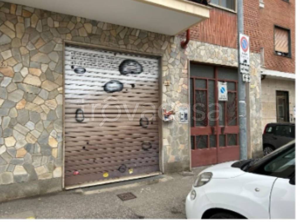 negozio in vendita a Collegno