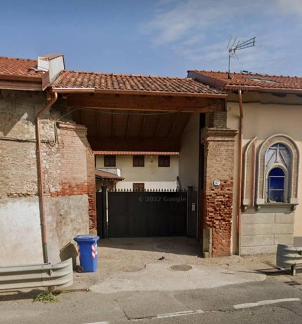 casa indipendente in vendita a Collegno in zona Savonera