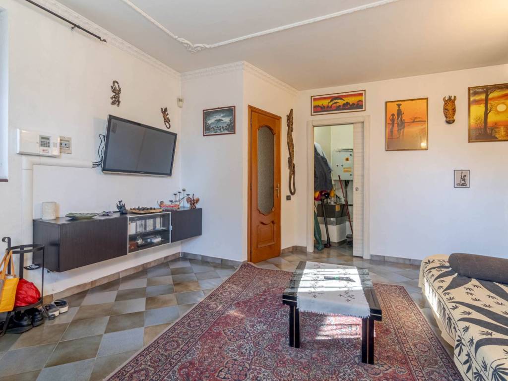 casa indipendente in vendita a Collegno in zona Savonera